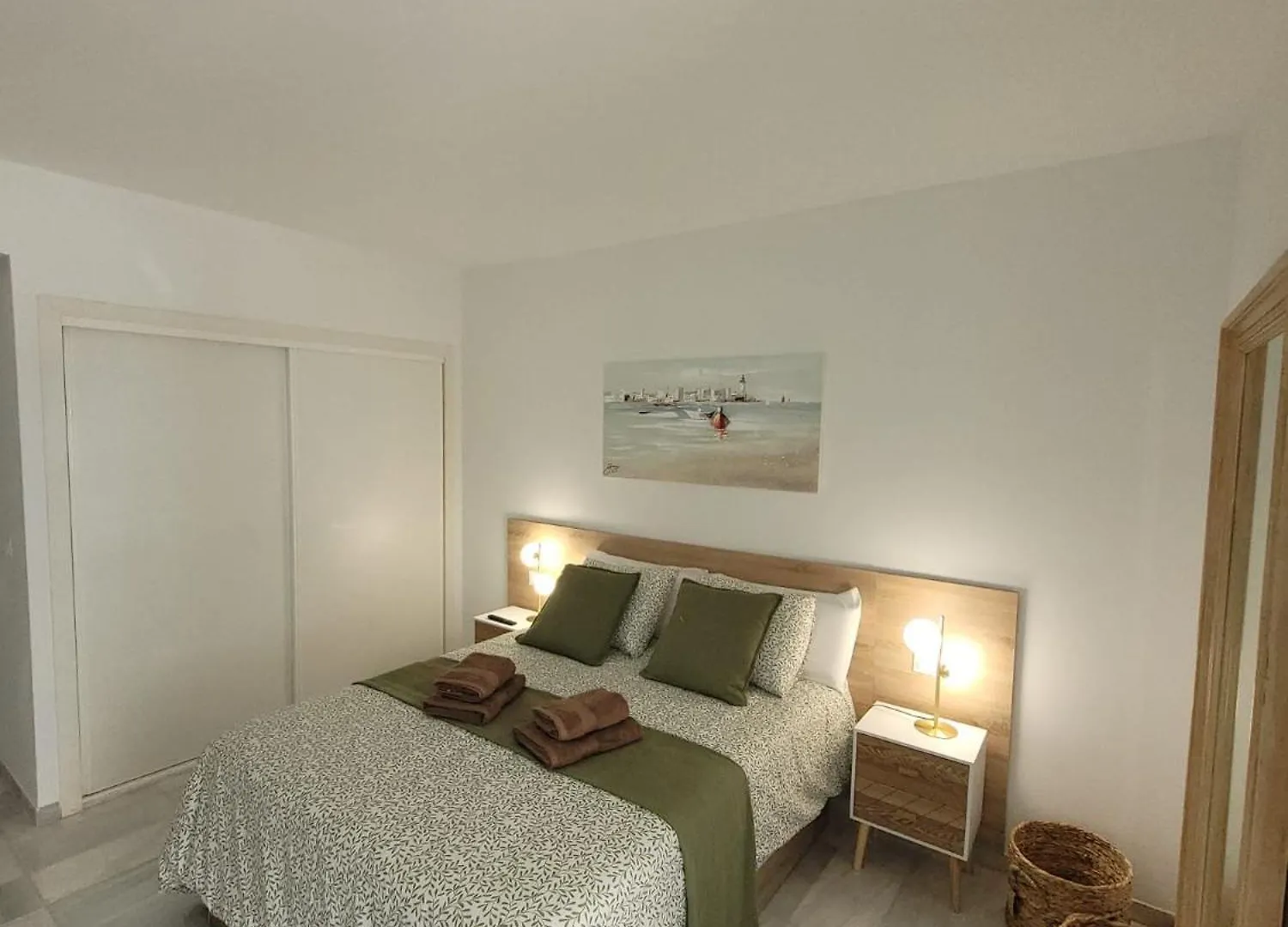 Oasis Apartment With 2 Bedrooms In Jardines Del Puerto Marbella